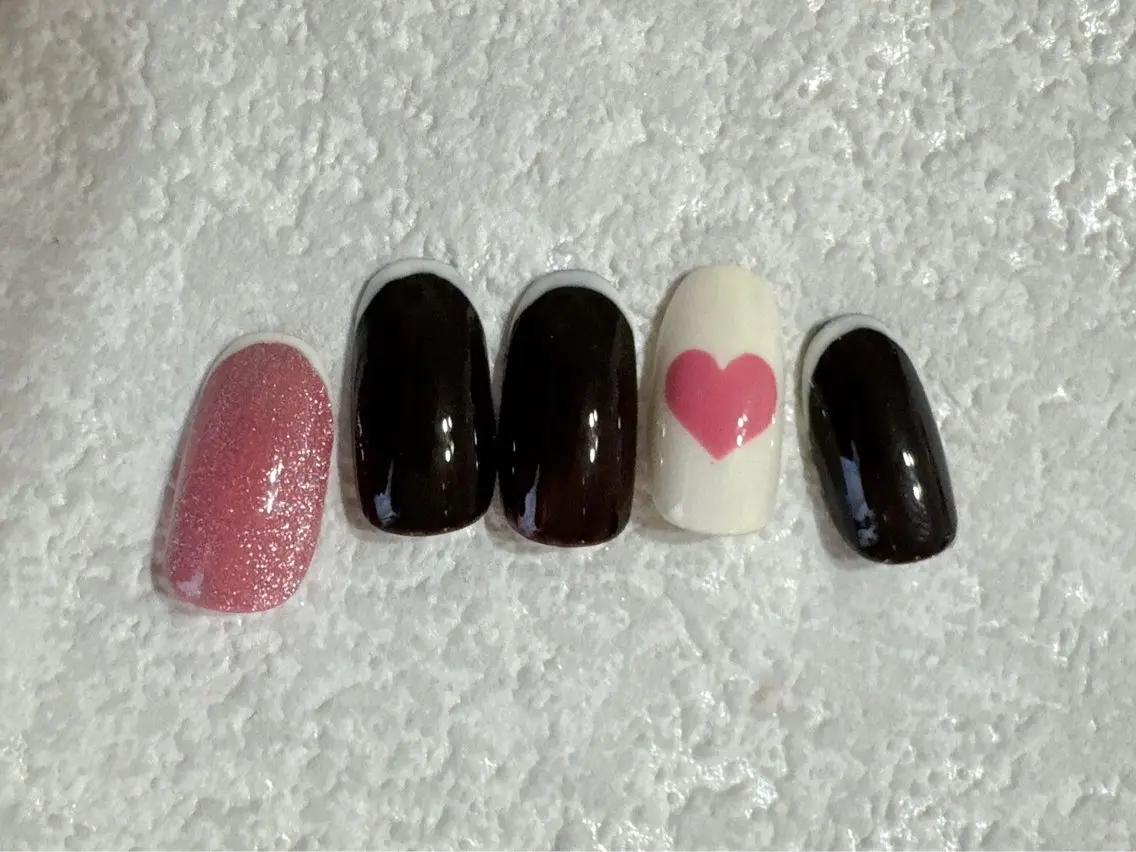 ネイル ジェルネイル メンズネイル パラジェル バレンタイン ワンホンネイル kiki nail &brow二子玉川のネイルデザイン