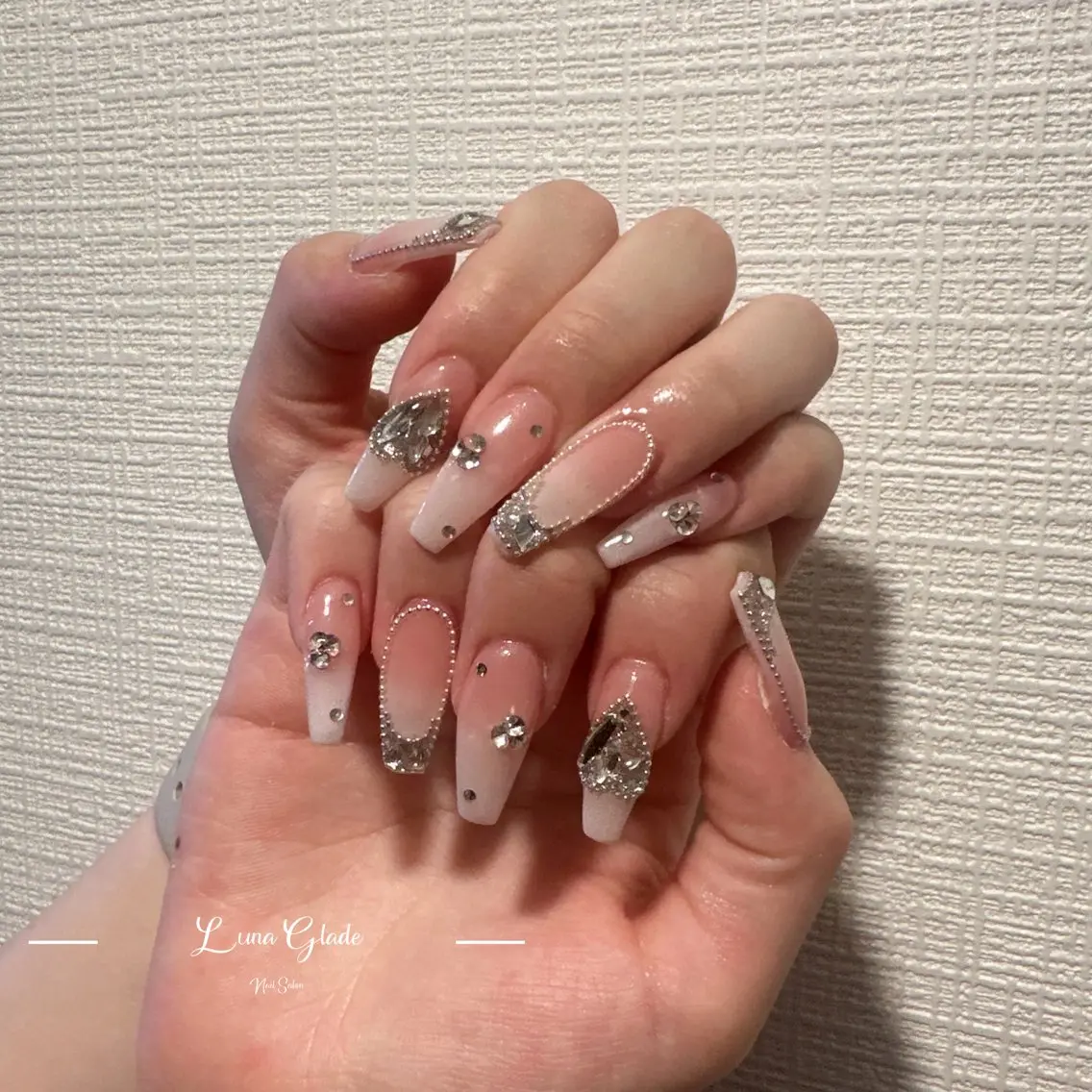 ネイル ハンドネイル Luna Gladeのネイルデザイン