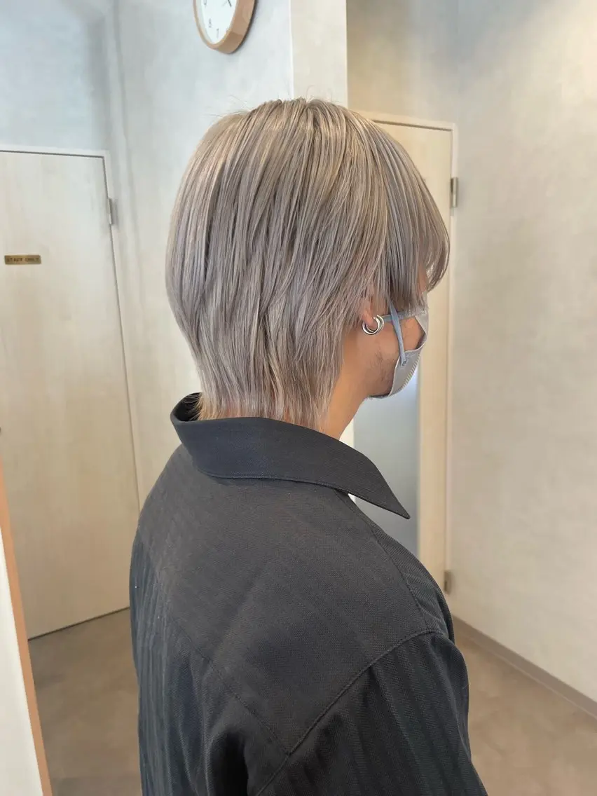 カラー メンズ メンズブリーチ ブリーチ カット ヘアカラー トリートメント kako /透明感カラー🤍のヘアスタイル