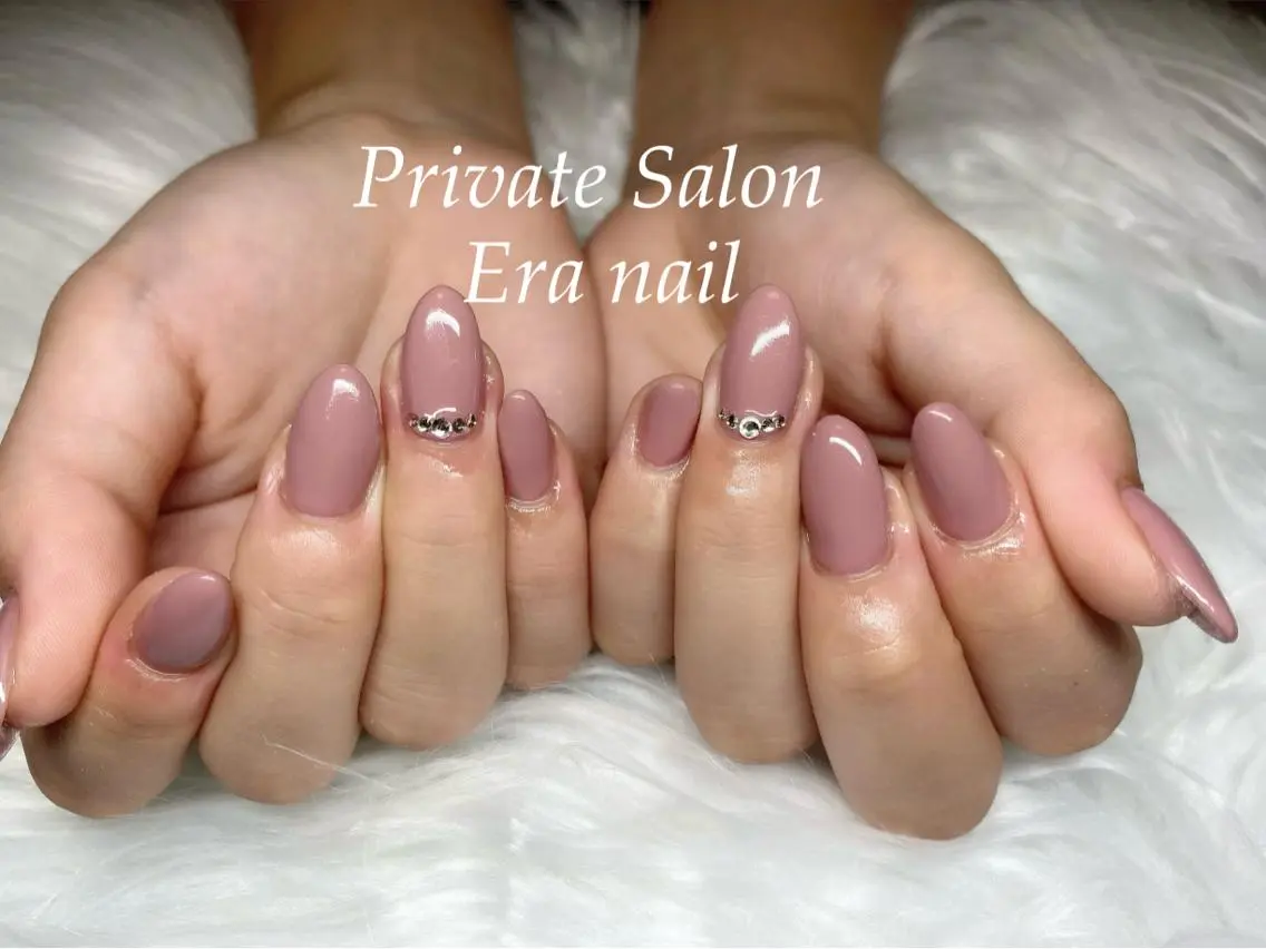 ネイル ワンカラーネイル ストーンネイル Era nailのネイルデザイン