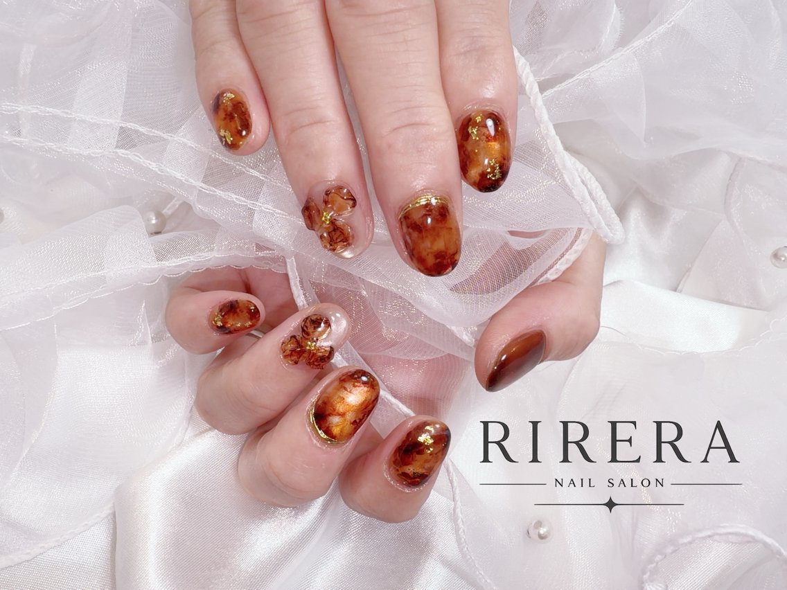 ネイル べっ甲ネイル ジェルネイル マグネットネイル 持ち込み ワンホンネイル nail salon RIRERA大阪十三のネイルデザイン