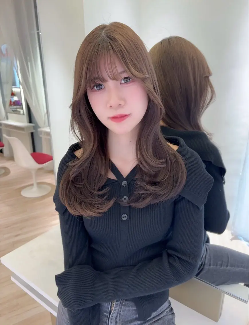 ロング ヘアカラー ParveMix 岡本えりかのヘアスタイル