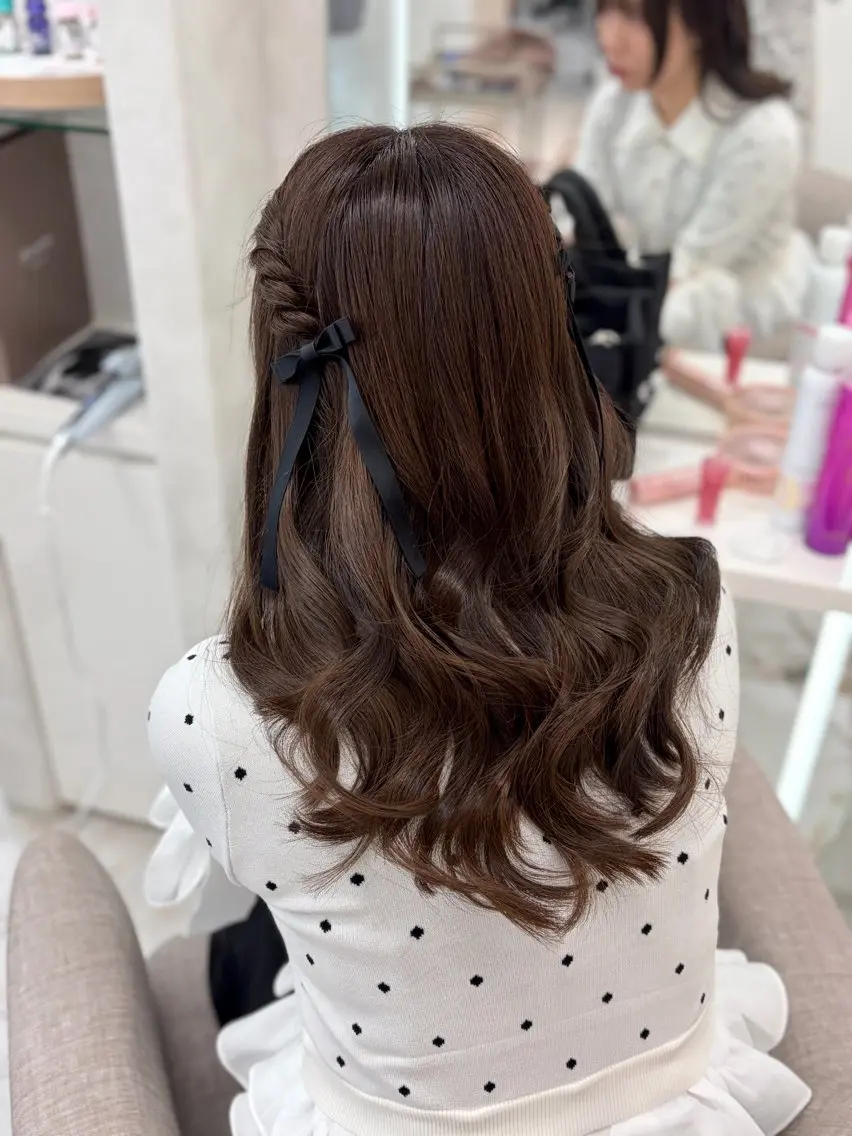 お出かけ前に🎶プチヘアセット巻きのみの写真