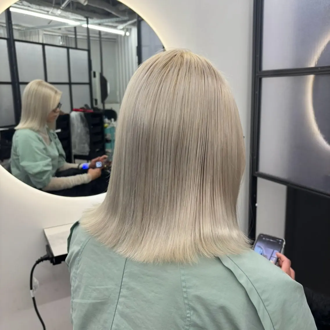 セミロング カラー ヘアカラー Ren. 🦋デザインカラーのヘアスタイル