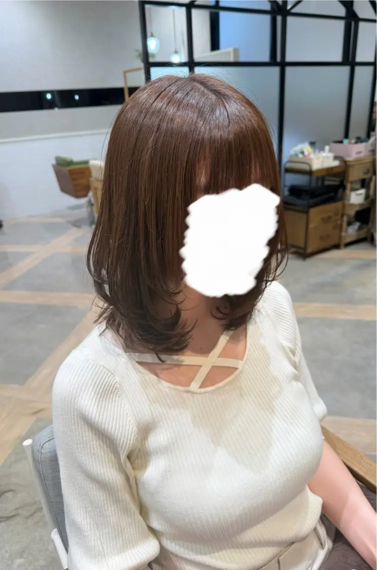 ミディアム 小浜 久実のヘアスタイル