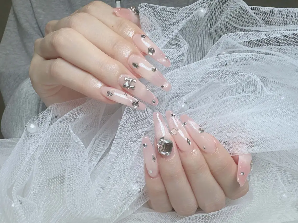 ネイル マグネットネイル ニュアンスネイル オフィスネイル ワンカラーネイル 夏ネイル ハンドネイル Squen Nail shinjukuのネイルデザイン