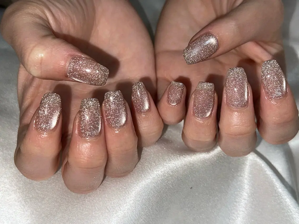 ネイル オーロラネイル フラッシュネイル フットネイル フレンチネイル ジェルネイル ハンドネイル kiki nail たまプラーザのネイルデザイン
