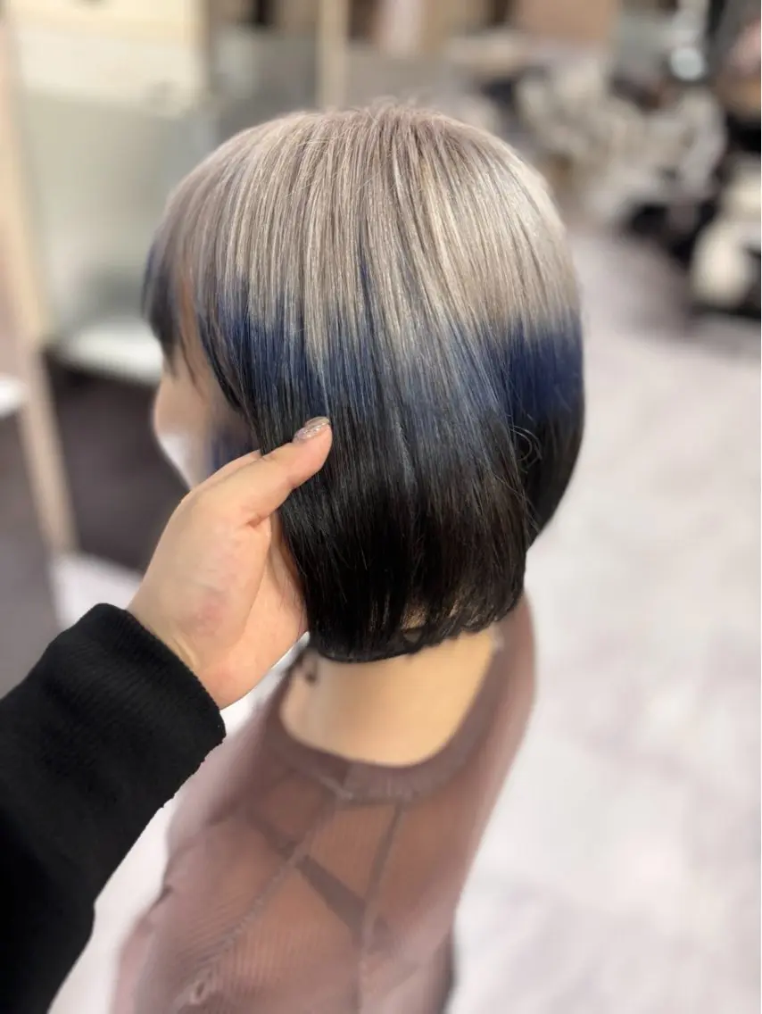 ショート カラー ヘアカラー 🔆ハイトーン 🔆AYAKAのヘアスタイル