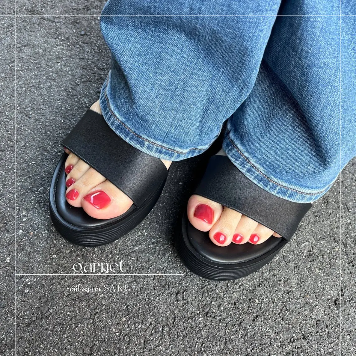 ネイル ニュアンスネイル シンプルネイル フットネイル SAKU nail 作島茜のネイルデザイン