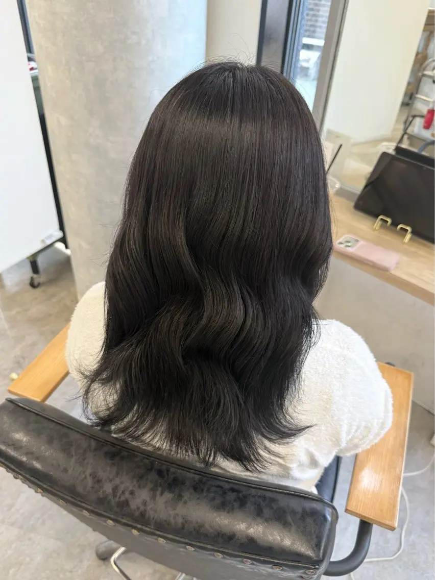 ロング カラー ヘアアレンジ グレージュ アイスグレージュ カット ヘアカラー トリートメント Himawari♡ 柔らかいカラーのヘアスタイル