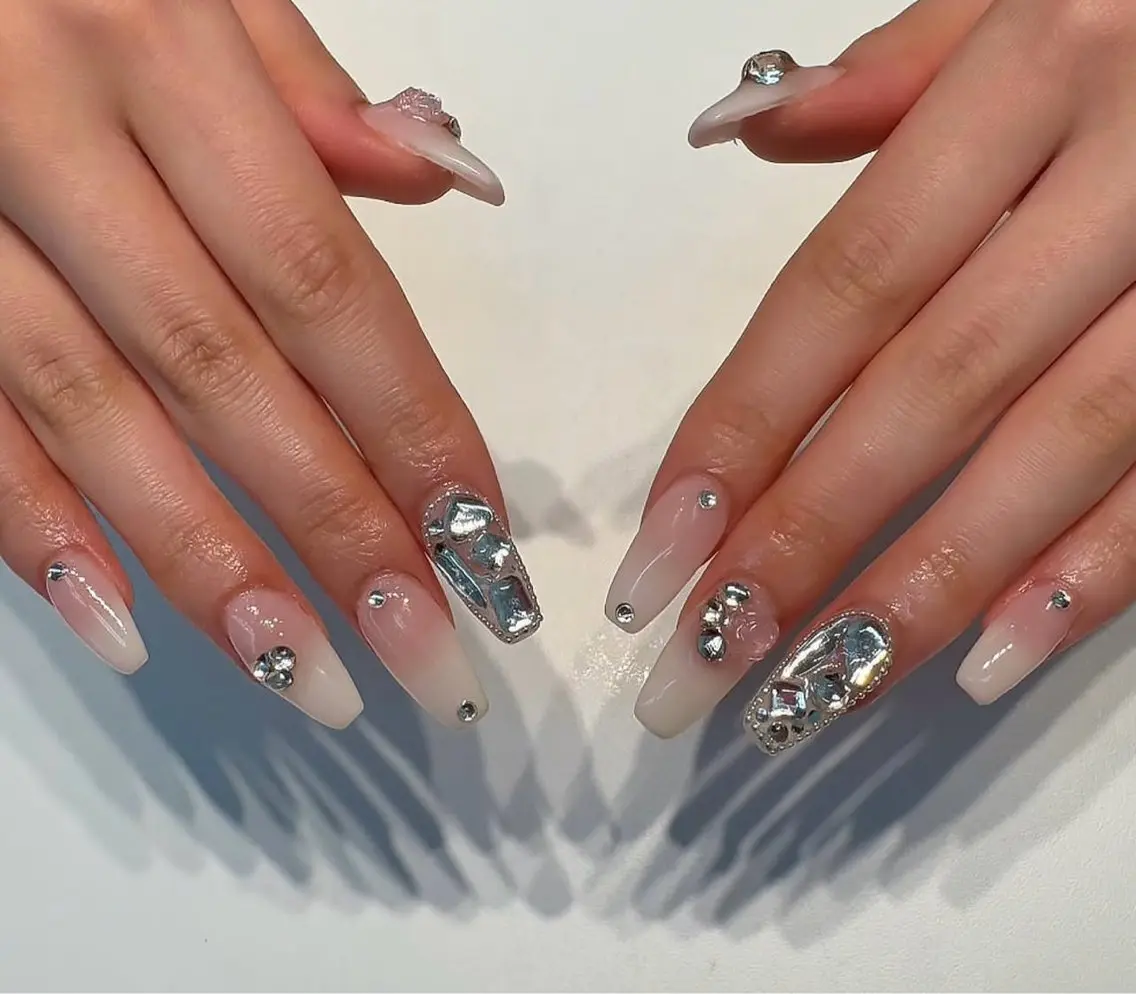 ネイル ハンドネイル NiJi Nailsのネイルデザイン