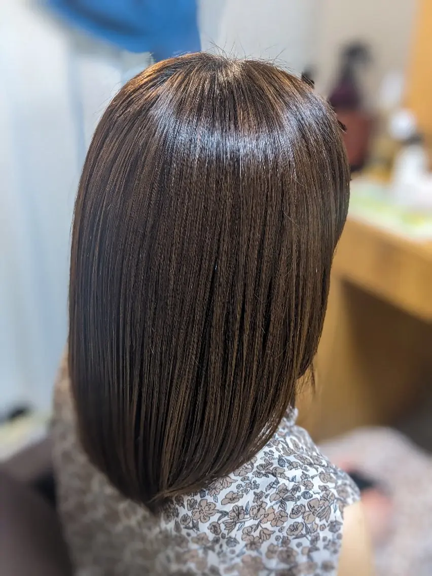 ミディアム カラー ヘアカラー トリートメント 池田 恵久美のヘアスタイル