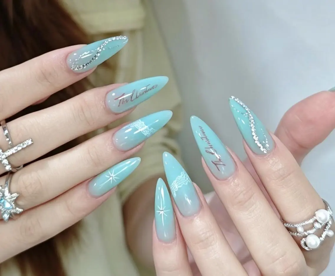 ネイル ハンドネイル エリ🫧 nail池袋東口のネイルデザイン