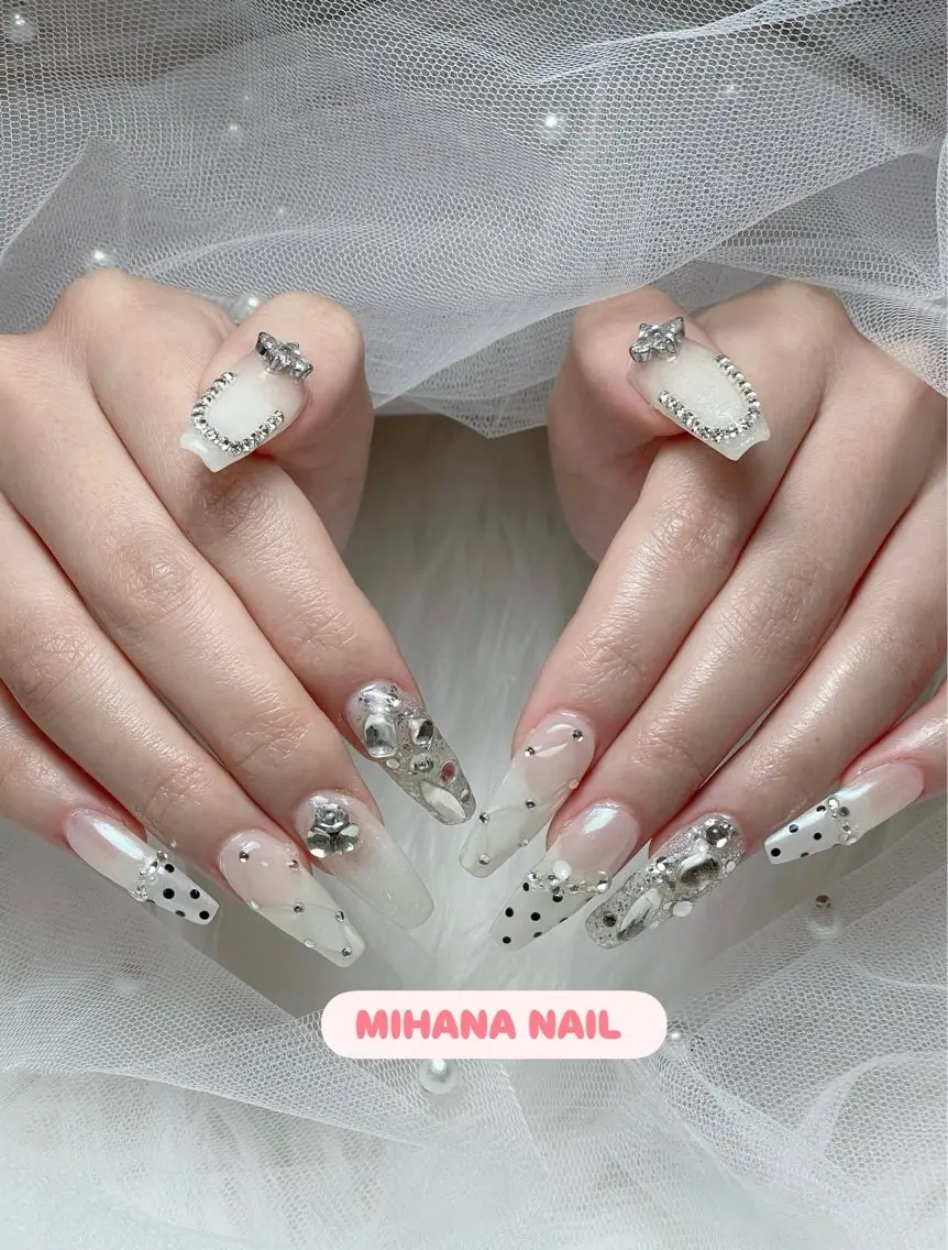 ネイル 長さ出し フレンチネイル グラデーション 卒業式 マグネットネイル ハンドネイル MIHANA NAILのネイルデザイン