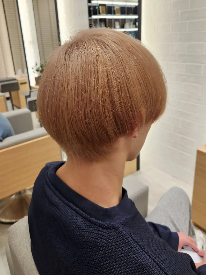 カラー ショート ヘアカラー 💜艶髪カラー💜 🎶富川美希🎶のヘアスタイル