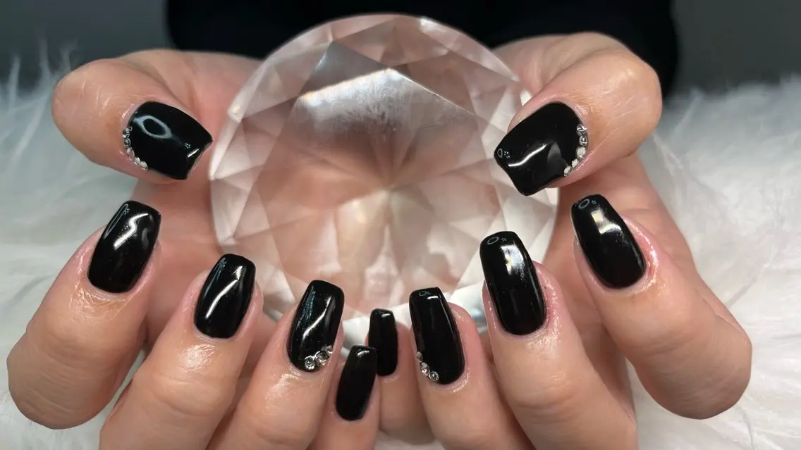 ネイル アートネイル マグネットネイル ニュアンスネイル ワンカラーネイル シンプルネイル プライベートサロン N's Nailのネイルデザイン