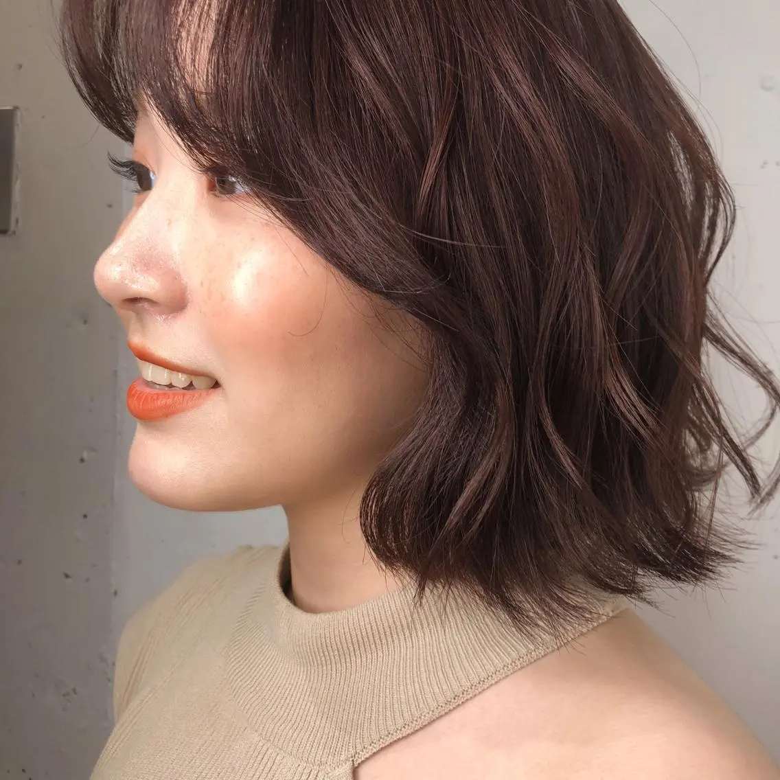 ミディアム カラー パーマ ヘアアレンジ ヘアカラー トリートメント ヘアセット 八巻 晴香のヘアスタイル