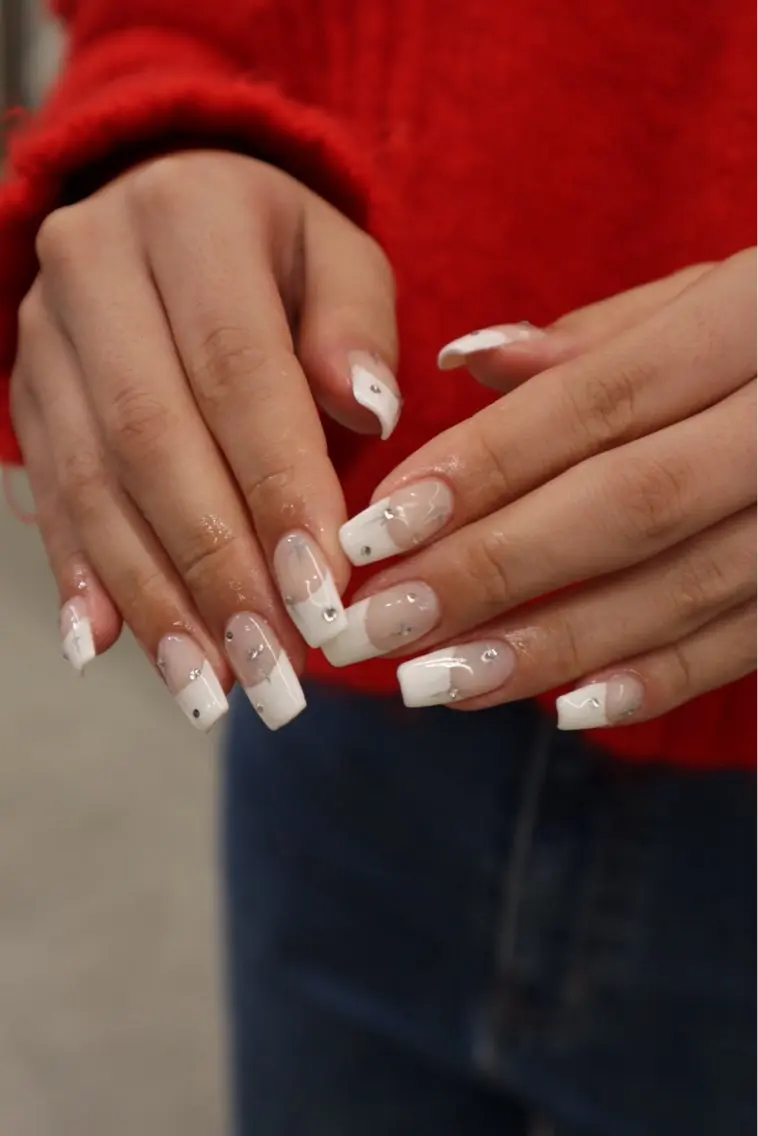 ネイル フレンチネイル ハンドネイル chika / nailのネイルデザイン