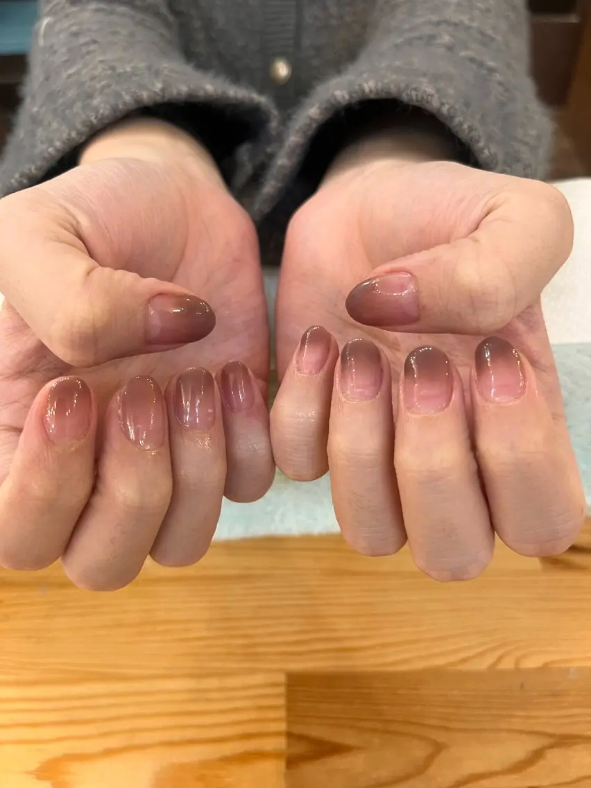 ネイル グラデーション nailAlaia 妙典店 アイリのネイルデザイン
