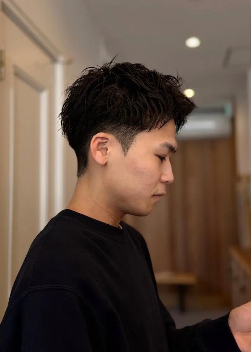 メンズ アイブロウ 刈り上げ Mori / 福島 大人メンズ・パーマのヘアスタイル
