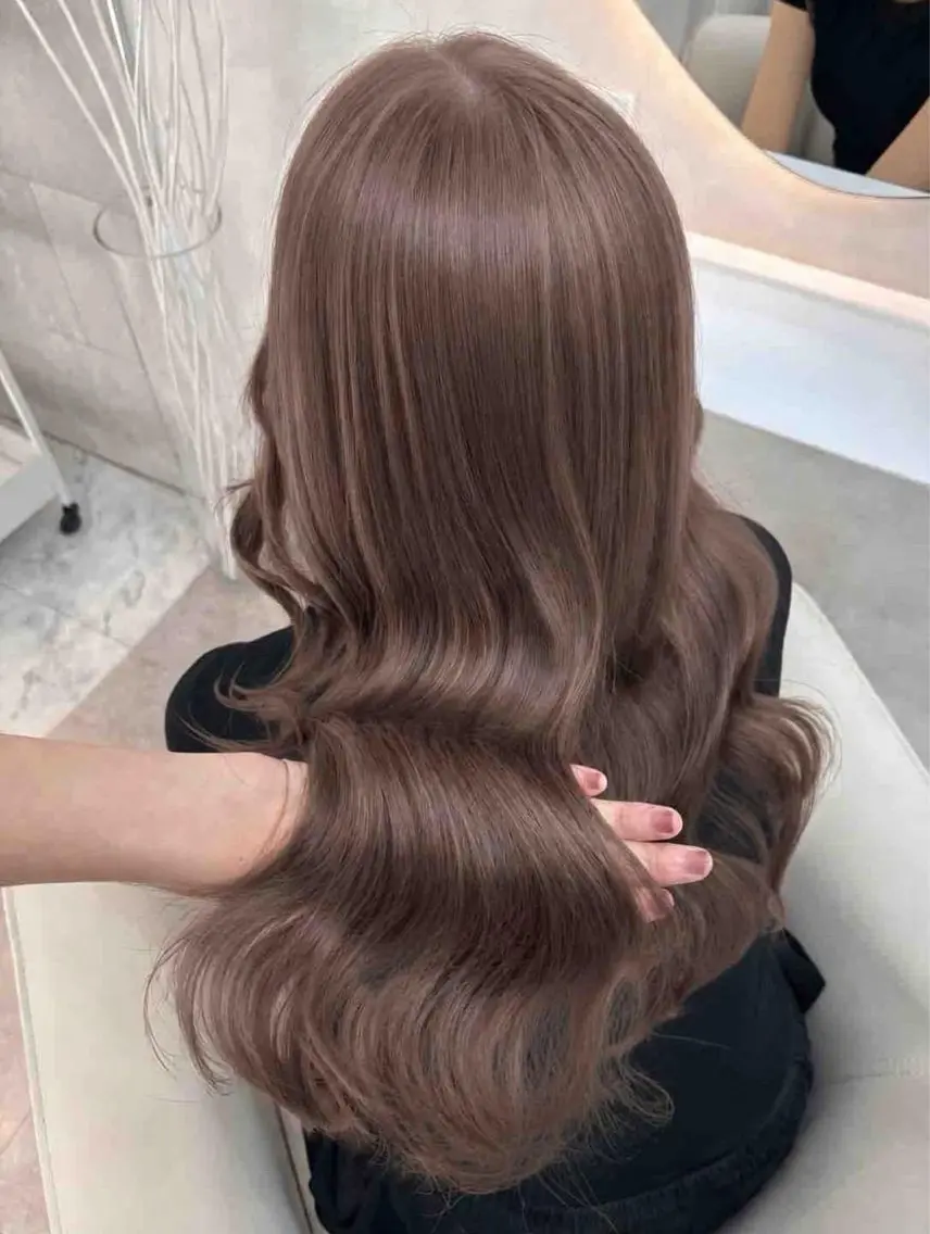 ロング カラー ベージュカラー 透明感カラー 韓国風カラー ラベンダーカラー ピンクカラー 金内 ののかのヘアスタイル