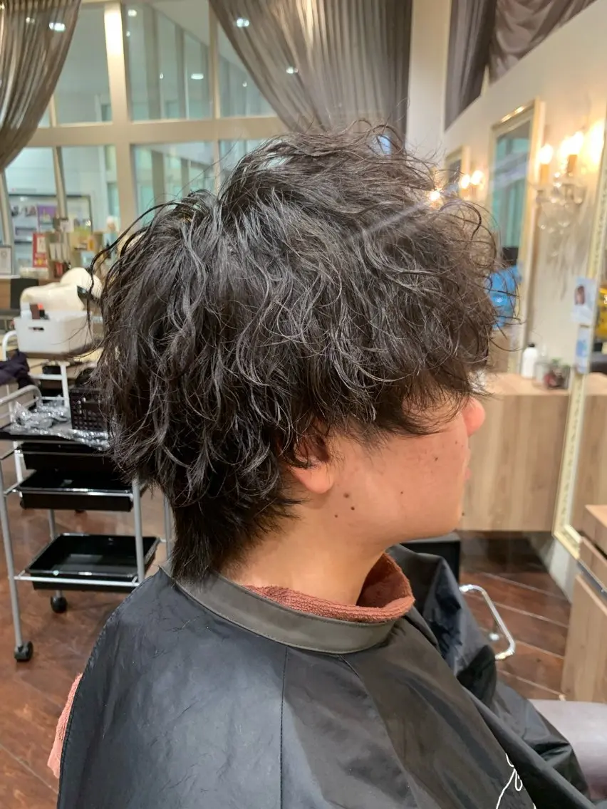 メンズ カット パーマ メンズパーマレイヤー 西山賢志のヘアスタイル