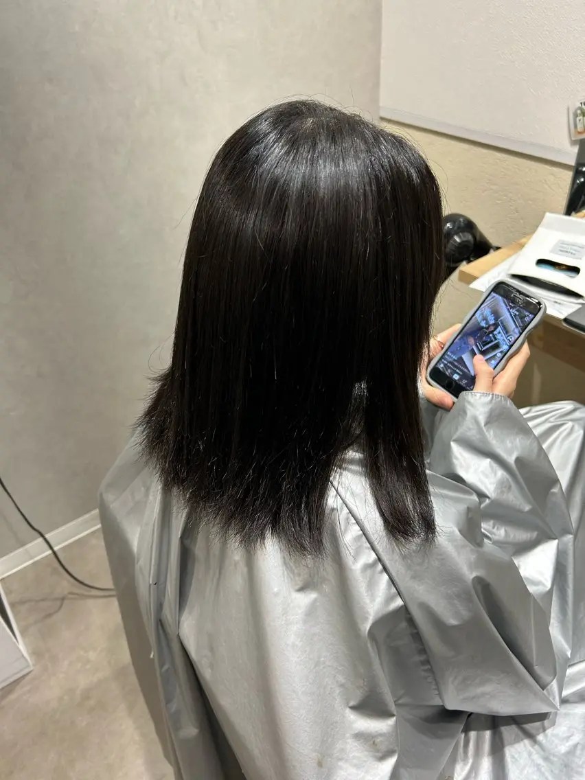 ミディアム カット 縮毛矯正 VIE.ORNER 土気🍀小岩井樹のヘアスタイル