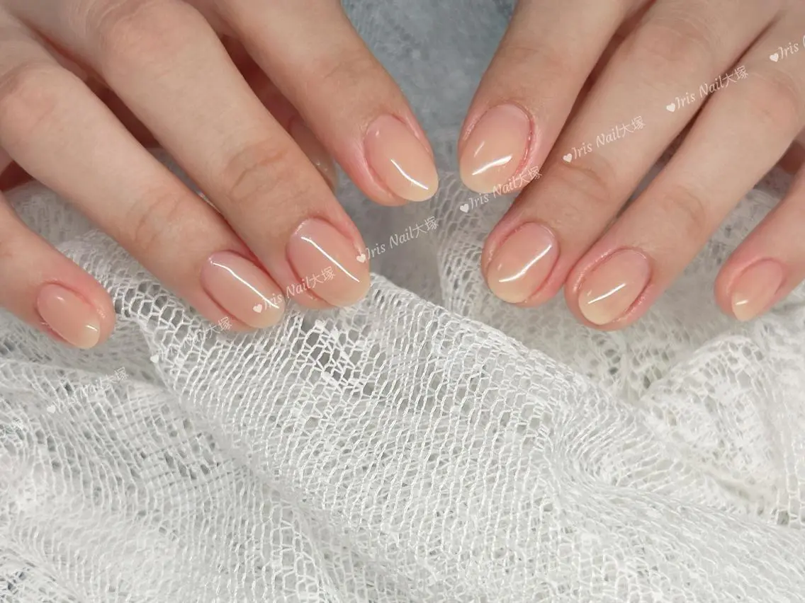 ネイル オフィスネイル ハンドネイル ハンドケア 🍒IRIS Nail🌸のネイルデザイン