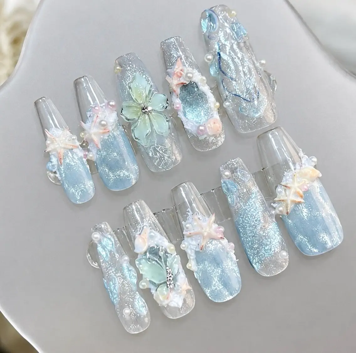 ネイル ハンドネイル Mika Nails 心斎橋のネイルデザイン