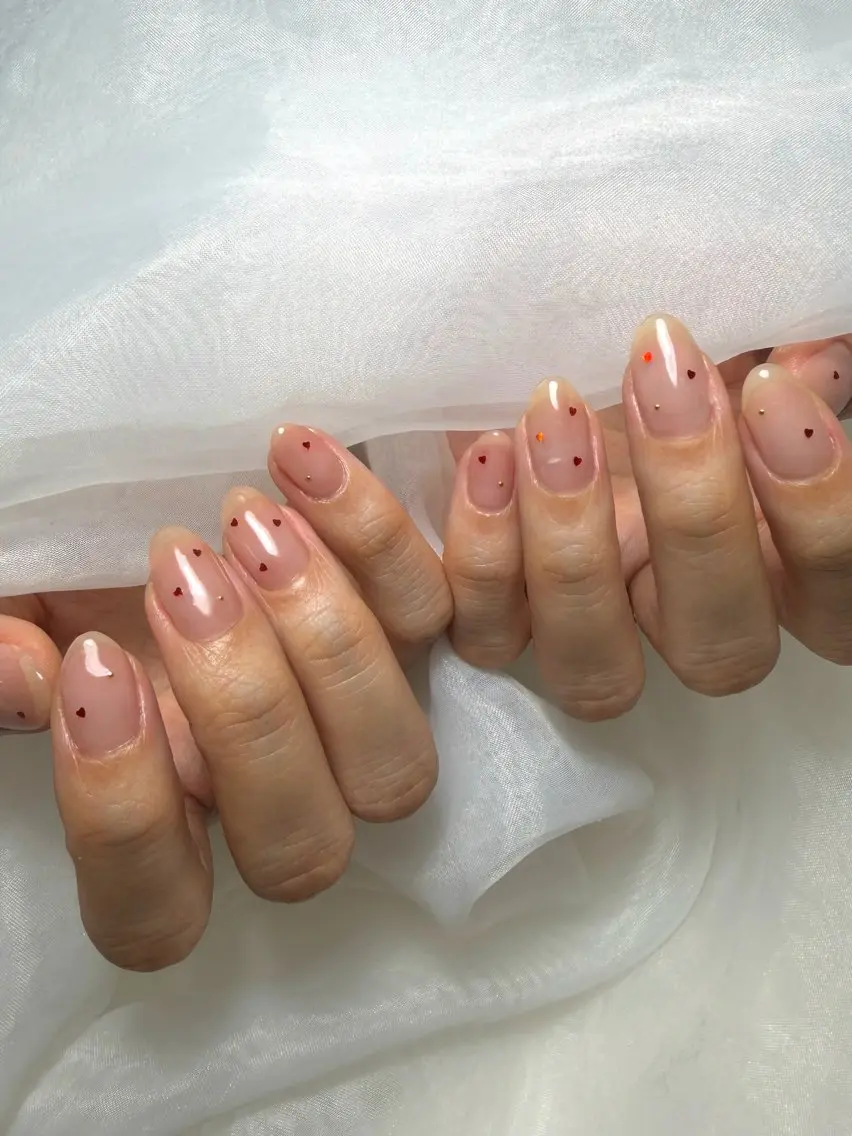 ネイル ハート キラキラネイル noi. Yuuのネイルデザイン