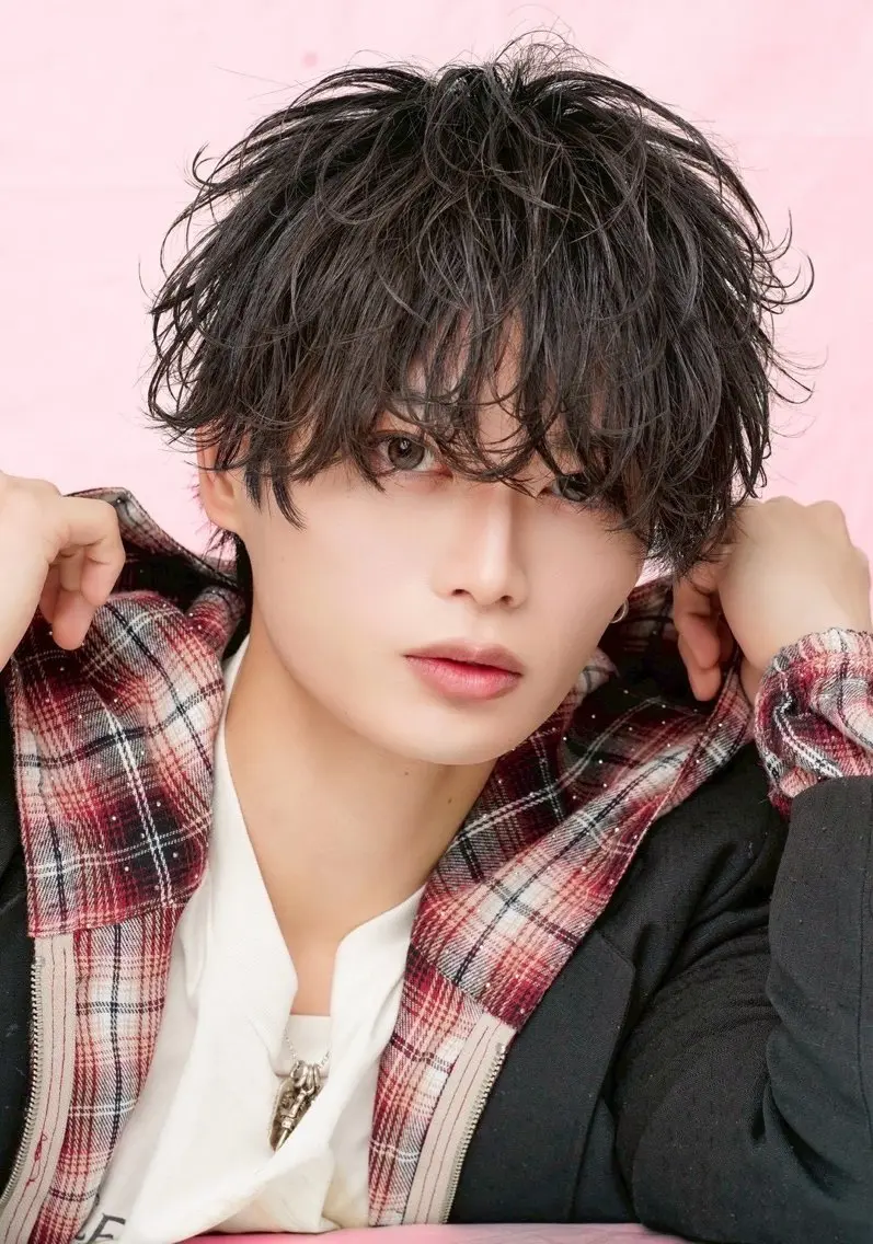 メンズ メンズ特化✨ ハイトーン✨永井のヘアスタイル