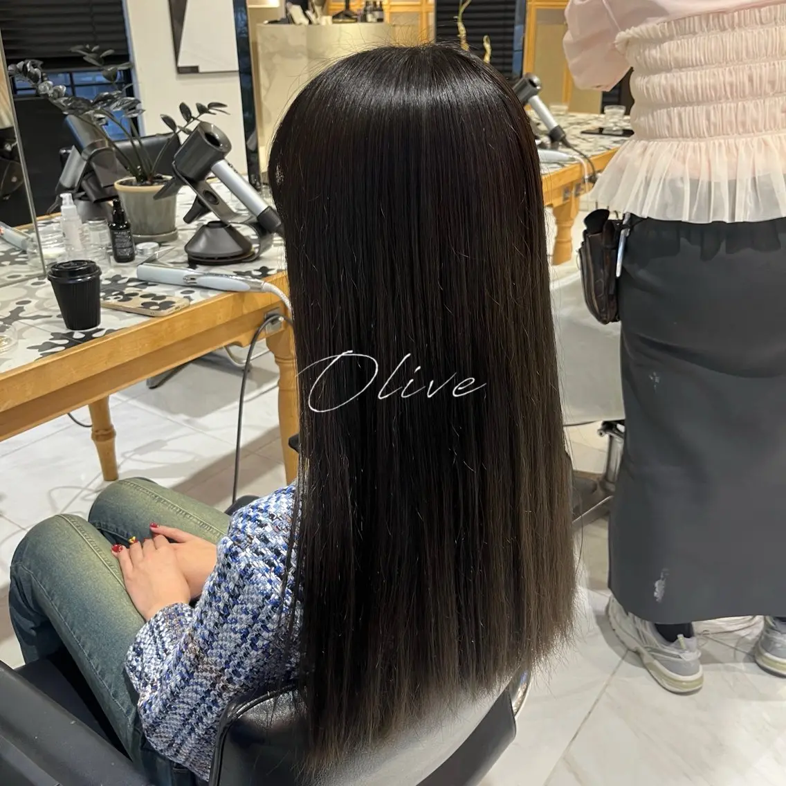 ロング カラー オリーブグレー ヘアカラー トリートメント ナミ🩶暗髪/暖色 ❤️/透明感/縮毛のヘアスタイル