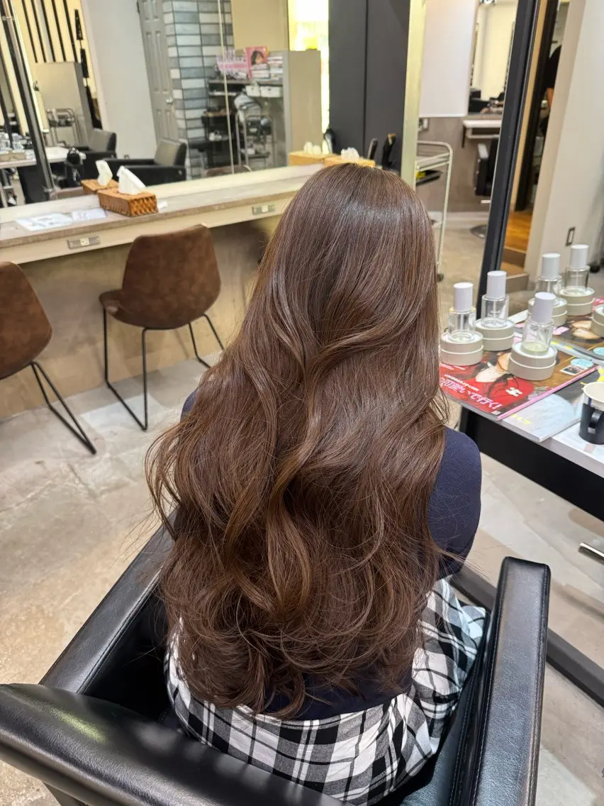 ロング カラー ヘアカラー 韓国ヘア🇰🇷 YUKINAのヘアスタイル