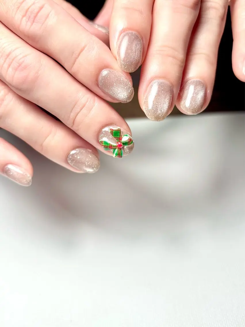 ネイル ハンドネイル Hum.nail （はむ.ねいる）のネイルデザイン