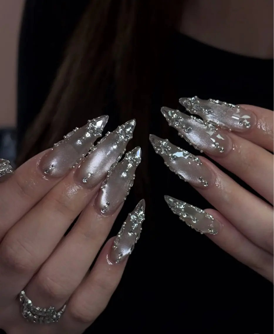ネイル フレンチネイル ジェルネイル マグネットネイル 持ち込み ニュアンスネイル ハンドネイル Nami nailのネイルデザイン