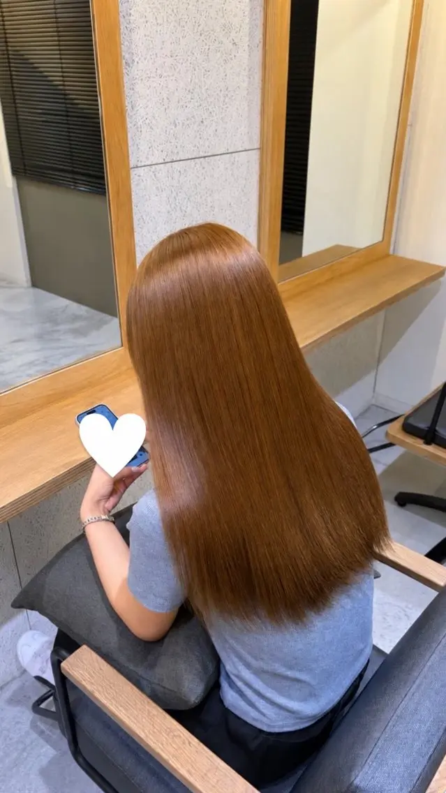 ロング カラー ベージュカラー ブリーチ ダブルカラー ブリーチなしカラー ヘアカラー 小川 奏生のヘアスタイル