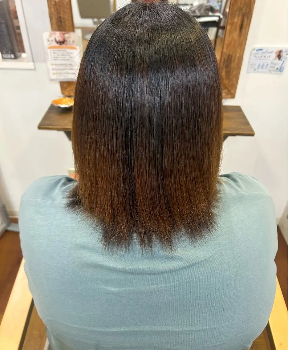 ミディアム 縮毛矯正 トリートメント 改瀬 由衣のヘアスタイル