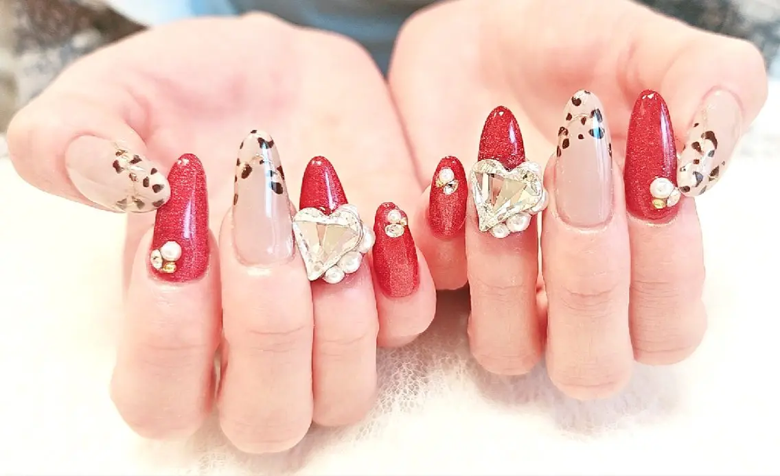 ネイル Nailsalon  Wisteriaのネイルデザイン
