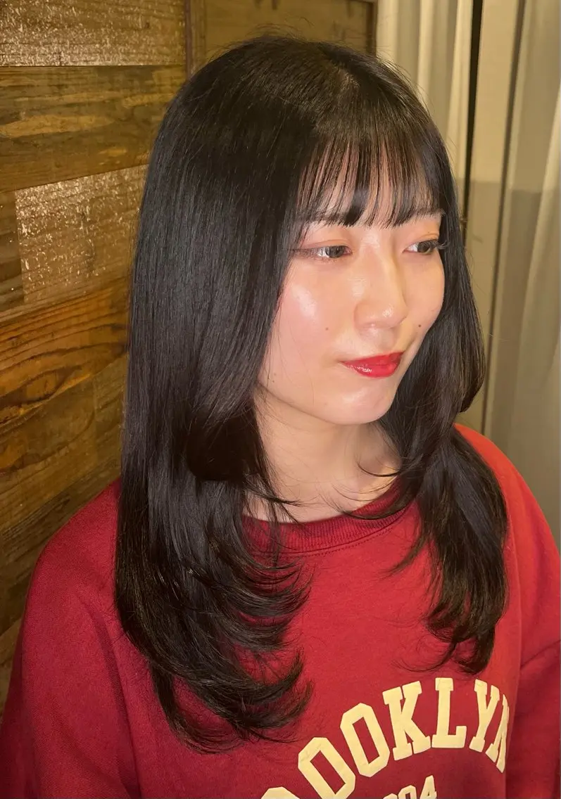 ロング 顔周りカット レイヤーカット LoE[ロエ]桃井 香菜子のヘアスタイル
