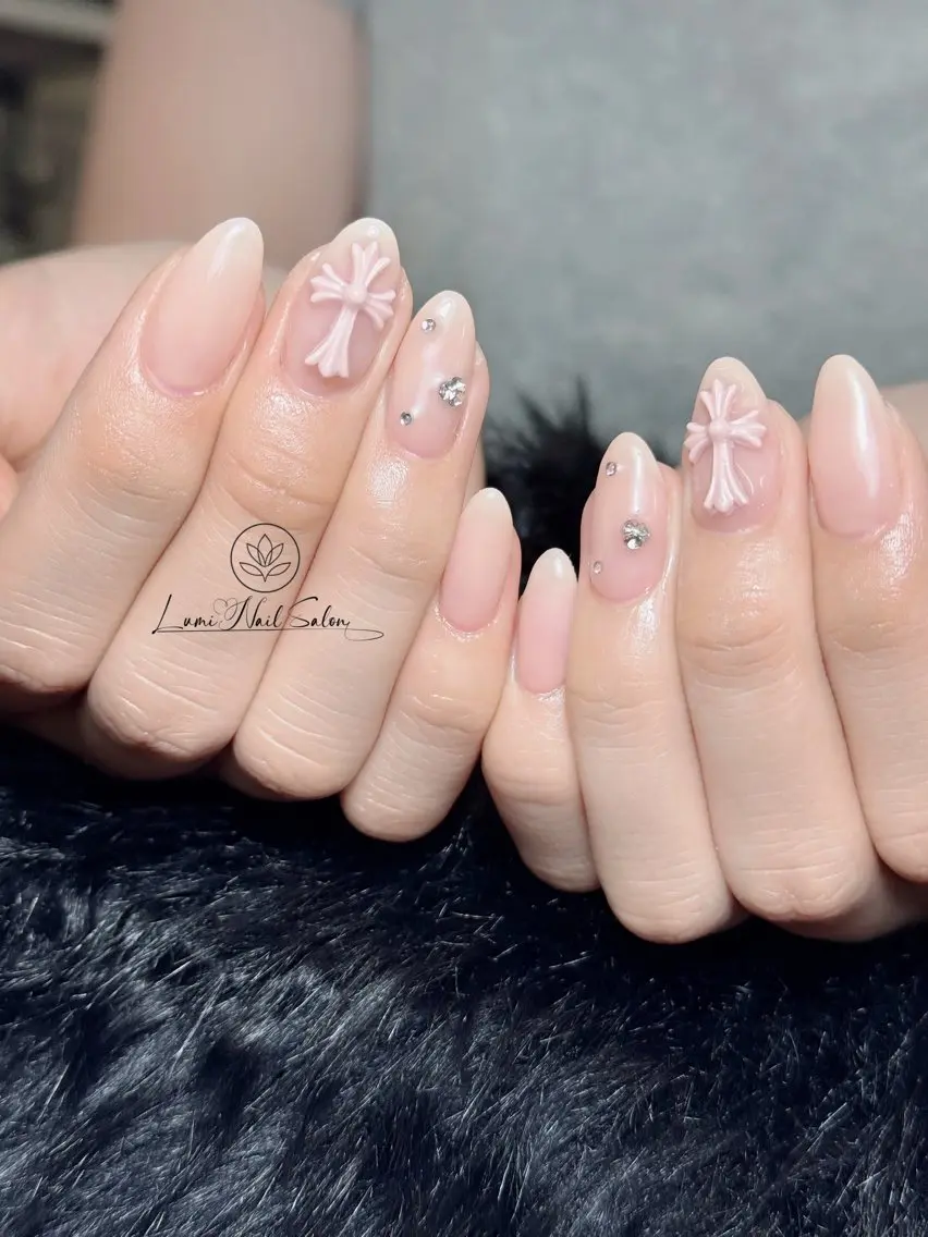 ネイル オーロラネイル チークネイル 長さ出し フレンチネイル 韓国ネイル ハンドネイル Lumi Shinokuboのネイルデザイン