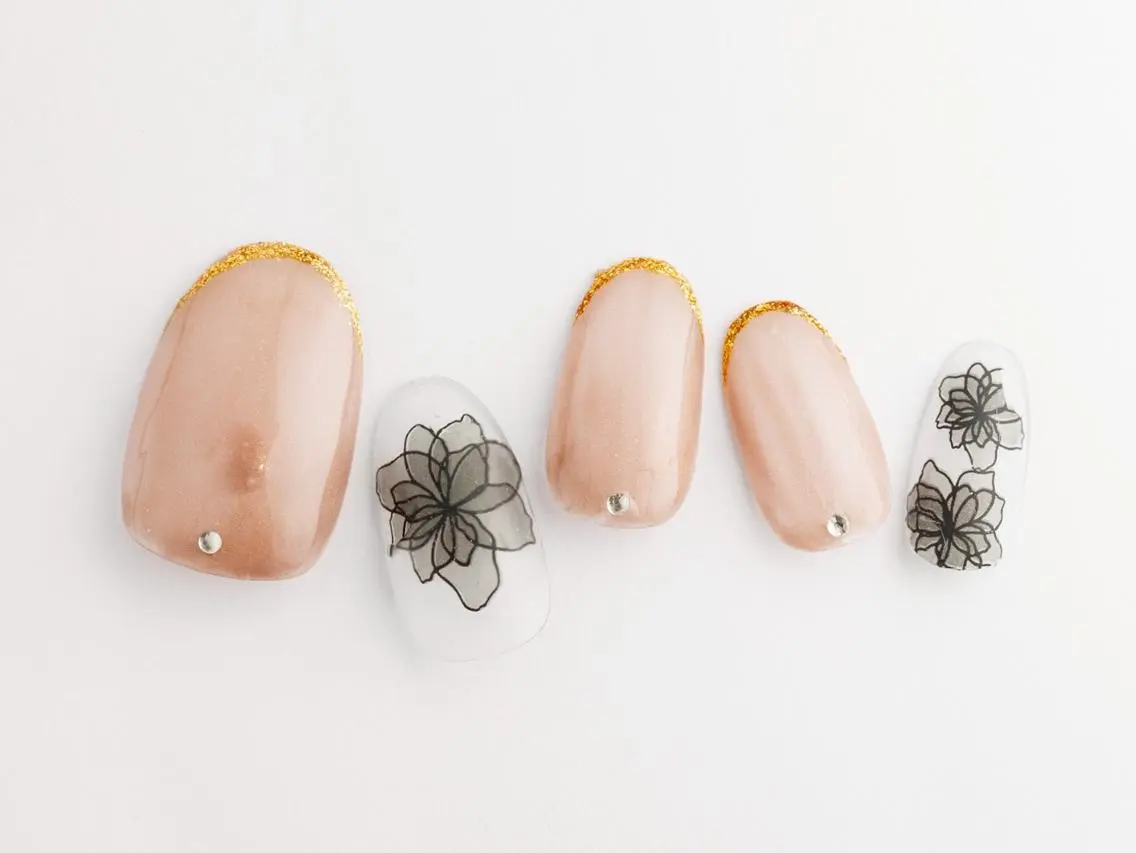 ネイル 💗🪽Tiary Nail🪽💗のネイルデザイン