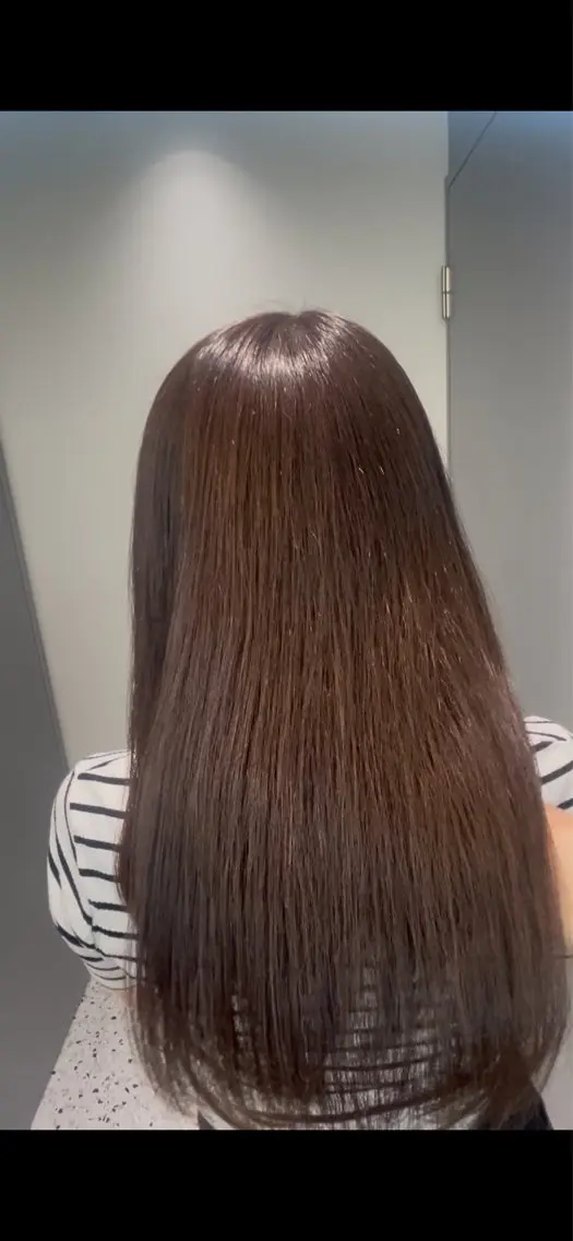 カラー 安藤 亜由樹のヘアスタイル