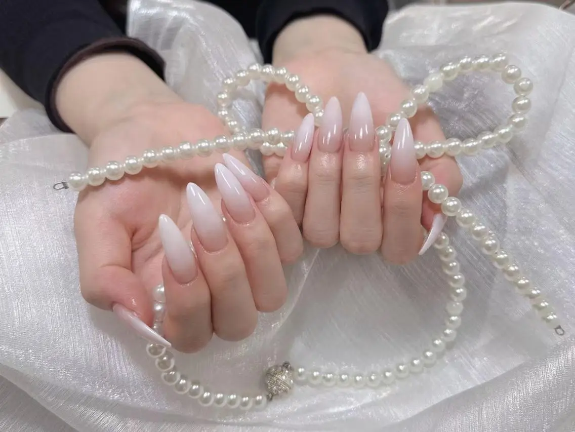 ネイル フレンチネイル ジェルネイル ガラスフレンチ 韓国ネイル マグネットネイル ハンドネイル ハンドケア The  Nail 新大久保店のネイルデザイン
