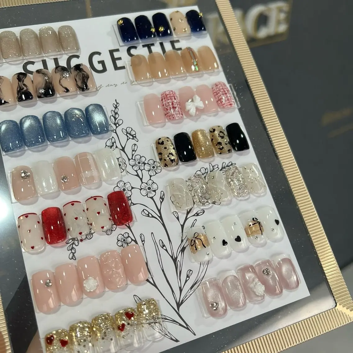 ネイル ハンドネイル GRACE Rioのネイルデザイン