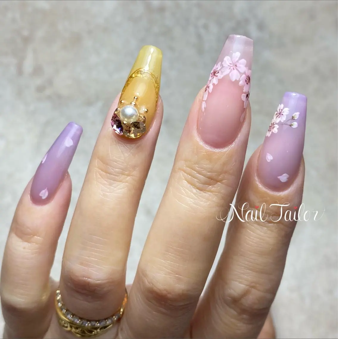ネイル アートネイル 桜ネイル クリアネイル 長さ出し ジェルネイル ハンドネイル NailTailor ネイルテイラーのネイルデザイン