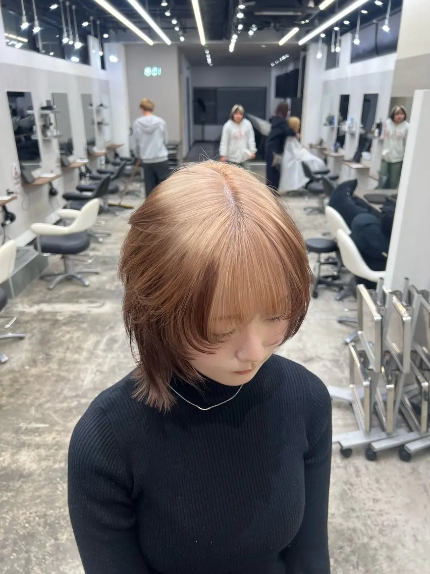 ミディアム カラー ボブレイヤー ブリーチ 透明感カラー ハイトーンカラー ボブ ヘアカラー 縮毛矯正/ウルフ/ ボブ/増田のヘアスタイル