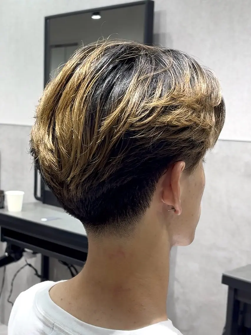 ショート カラー パーマ メンズ カット 【シャドウパーマ センターパート】義心のヘアスタイル