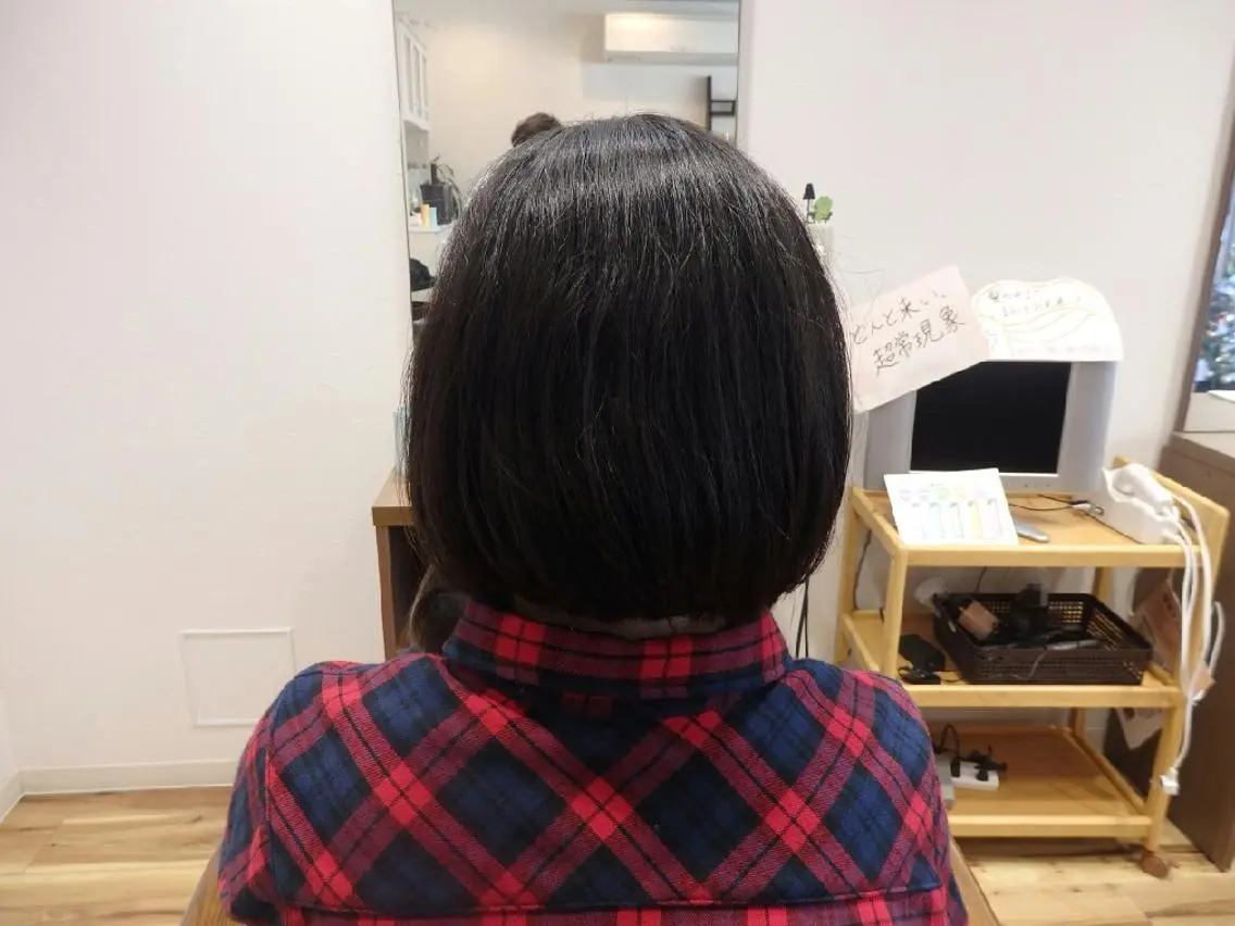 ミディアム 小顔カット 北福 友晴のヘアスタイル