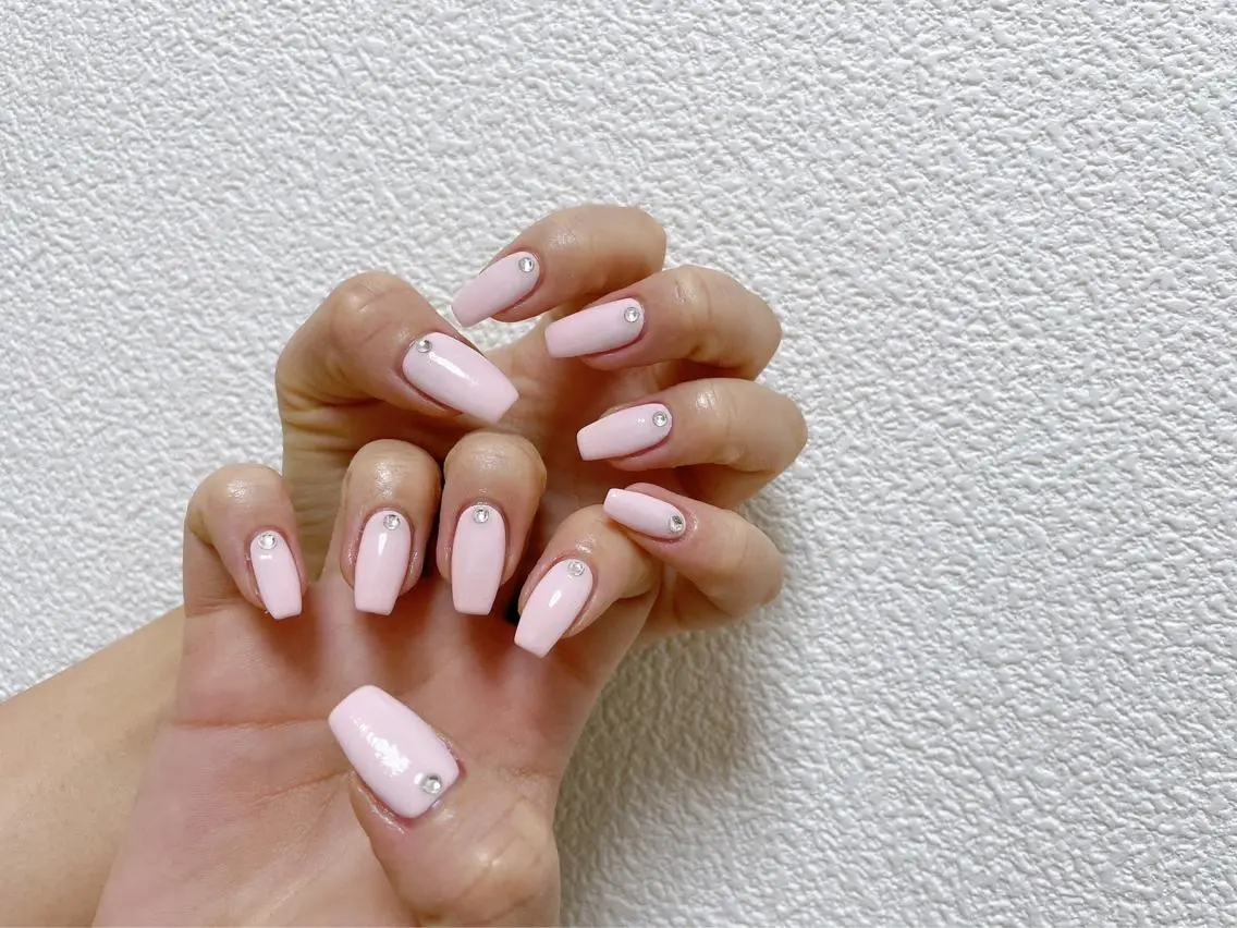 ネイル オーロラネイル フラワーネイル フットネイル フレンチネイル ジェルネイル ハンドネイル mogunail &blowのネイルデザイン