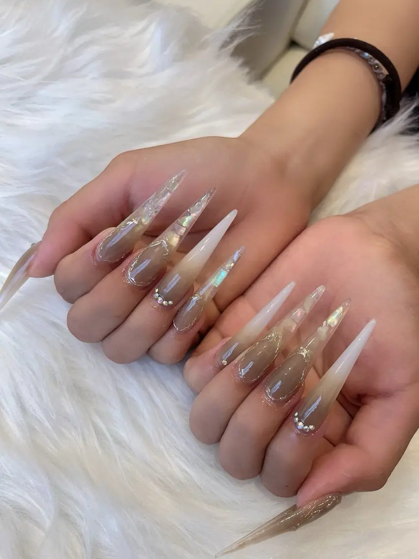 ネイル ハンドネイル MADIA RUNAのネイルデザイン